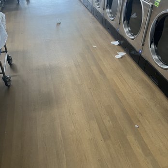 Coast Laundry - Floors are not kept clean with trash around - Laundromat Near Me - Hawthorne, California Coast Laundry - Floors are not kept clean with trash around - Laundromat Near Me - Hawthorne, California