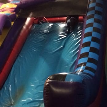 Pump It Up Auburn Hills - Kids Activities Near Me - Auburn Hills, Michigan