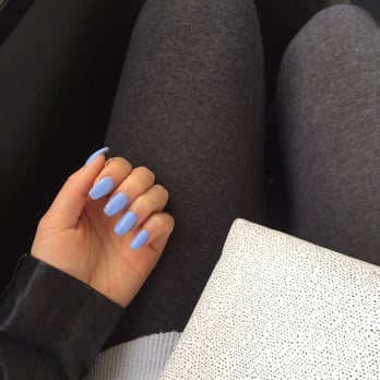 Favour Nails - UV gel refill done by Lan. - Nail Salons Near Me - Toronto, Ontario