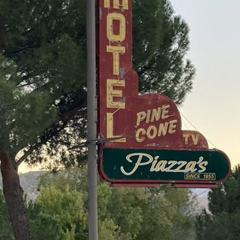 Piazza's Pine Cone Inn - True, the sign could use repainting, but don't let it stop you from staying here! - Hotels Near Me - Kernville, California