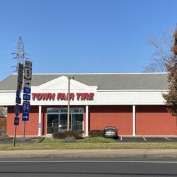 Town Fair Tire 17 Photos 36 Reviews Tires 540 Main St East Hartford Ct United States Phone Number