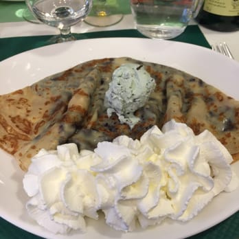 Crêperie Traditionnelle - Mint ice cream crepe - Creperies Near Me - Paris, 75 Crêperie Traditionnelle - Mint ice cream crepe - Creperies Near Me - Paris, 75