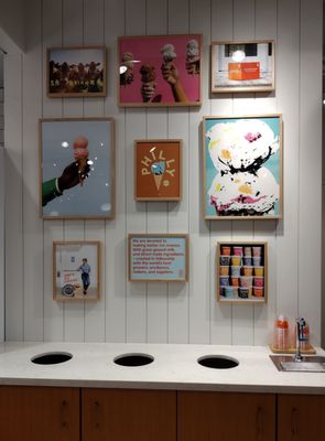 Jeni's Splendid Ice Creams by null