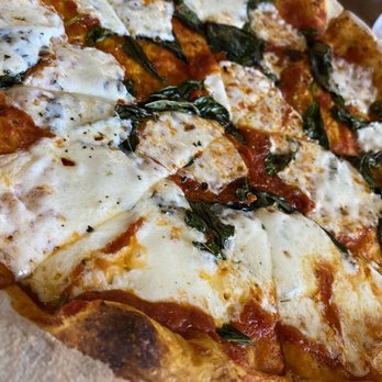 Hyde Park - Margherita Pizza - Cocktail Bars Near Me - Webster, Texas Hyde Park - Margherita Pizza - Cocktail Bars Near Me - Webster, Texas