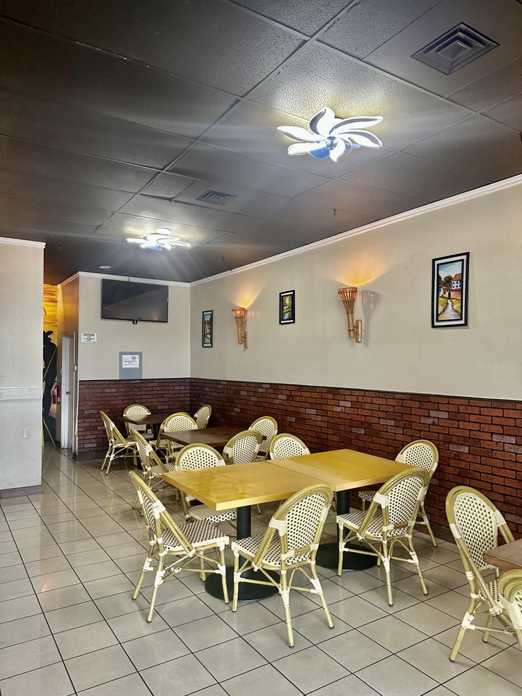 El Steak Burrito - Photo 2