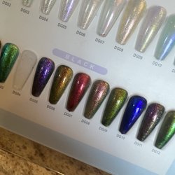 Divine Nail Spa - Nail color