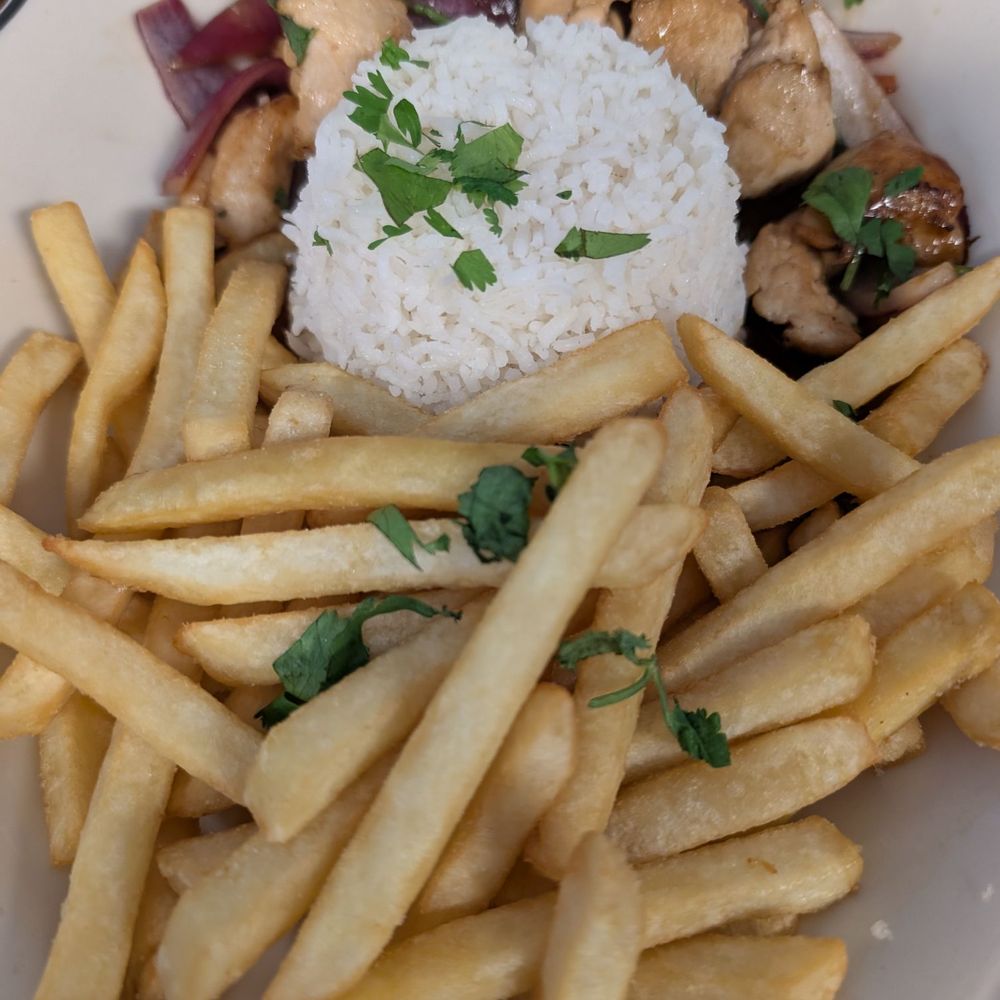 Paradero 50 - Pollo saltado - Peruvian Near Me - Lauderhill, Florida Paradero 50 - Pollo saltado - Peruvian Near Me - Lauderhill, Florida