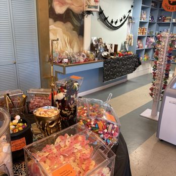 BouNom Emporium - Assorted gummy candy from around the world - Candy Stores Near Me - Avon, Connecticut BouNom Emporium - Assorted gummy candy from around the world - Candy Stores Near Me - Avon, Connecticut
