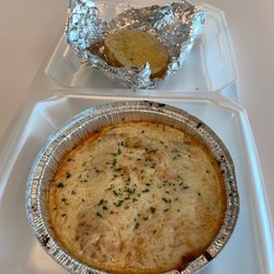 K'Zolis Little Oven - Lasagna and garlic bread