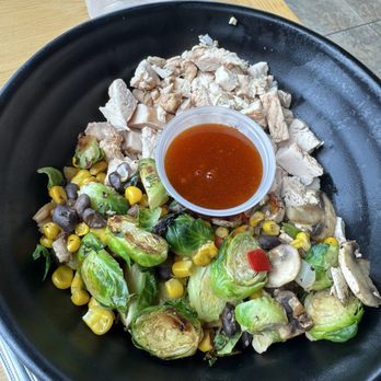 Clean Eatz Fishers - Small chicken bowl - Cafes Near Me - Fishers, Indiana Clean Eatz Fishers - Small chicken bowl - Cafes Near Me - Fishers, Indiana