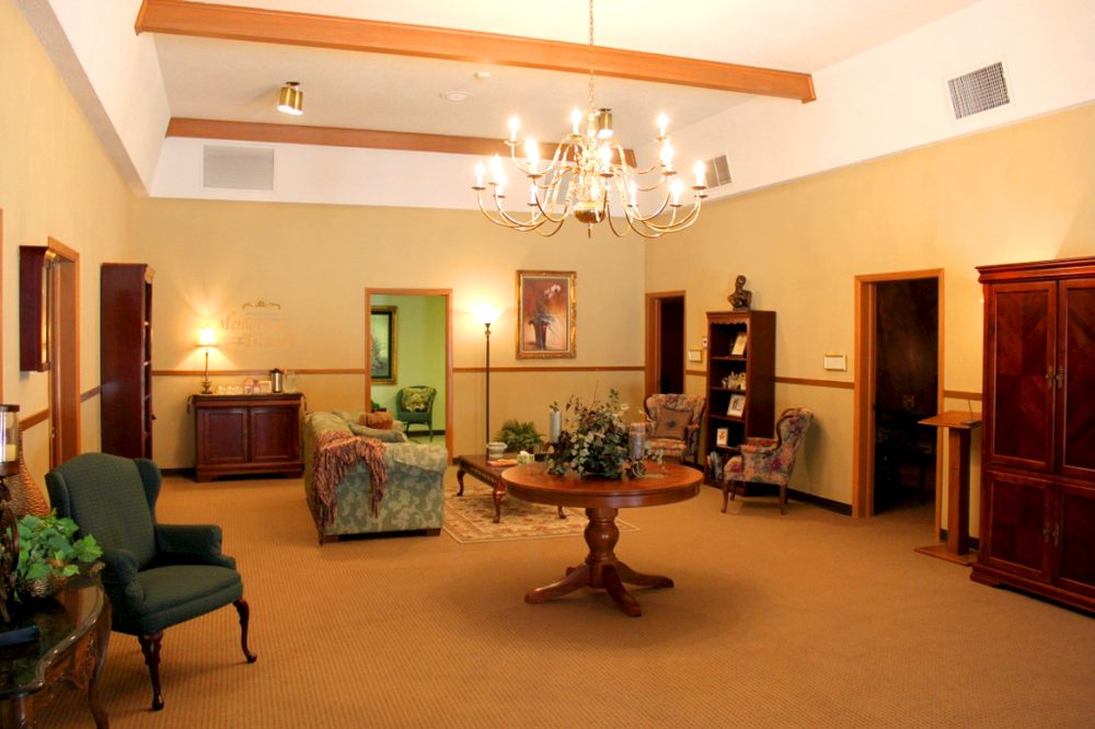 OLD MISSION MORTUARY & WICHITA PARK CEMETERY Updated June 2024 11 Photos 3424 E 21st St N