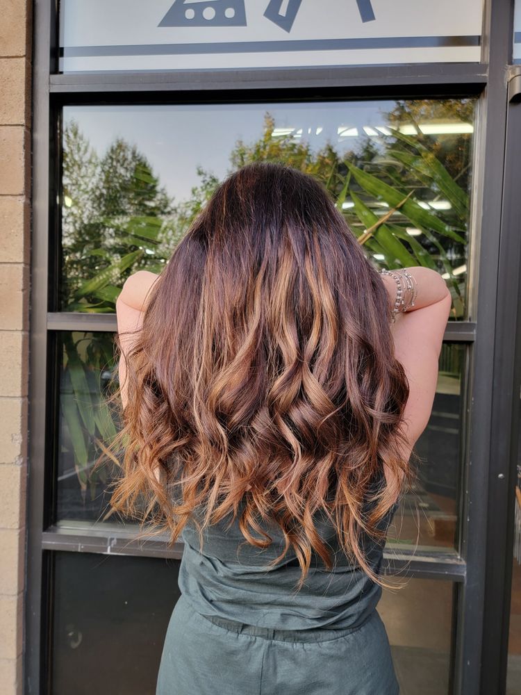 Renton Hair Extensions Logo