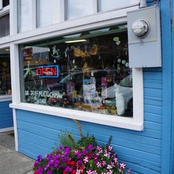 Cicely's Gift Shop