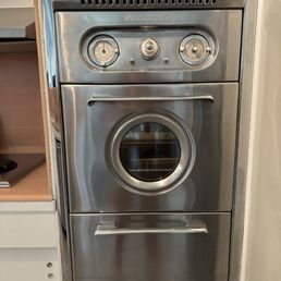 1950's Western Holly oven