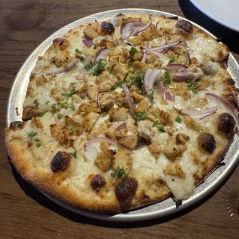 Stag Bar + Kitchen - Great personal pizzas. - Pizza Near Me - Newport Beach, California