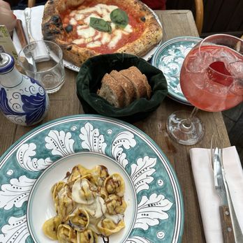 Pink Mamma - Steakhouses Near Me - Paris, 75 Pink Mamma - Steakhouses Near Me - Paris, 75