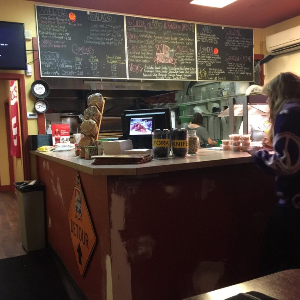 816 Pint & Slice - Pizza Near Me - Fort Wayne, Indiana