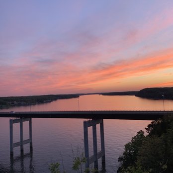 JB Hook's - Happy hour at sunset - Seafood Near Me - Lake Ozark, Missouri JB Hook's - Happy hour at sunset - Seafood Near Me - Lake Ozark, Missouri