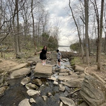Beaver Dam Reservoir - Brook - Boating Near Me - Ashburn, Virginia Beaver Dam Reservoir - Brook - Boating Near Me - Ashburn, Virginia