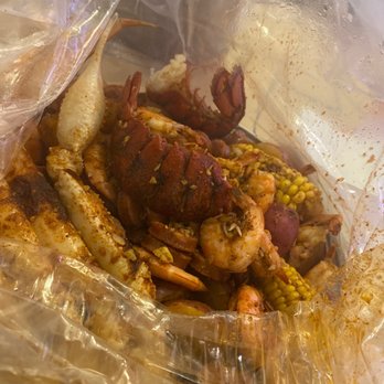 Mr and Mrs Crab - Combo A with a few additional item: Potatoes Corn Crab Lobster Eggs Sausage - Seafood Near Me - Brandon, Florida Mr and Mrs Crab - Combo A with a few additional item: Potatoes Corn Crab Lobster Eggs Sausage - Seafood Near Me - Brandon, Florida