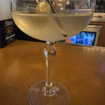 COMO's Restaurant - Dirty Martini - Pizza Near Me - Ferndale, Michigan
