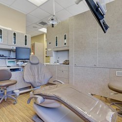 Green Gregson Family Dentistry - Green Gregson Family Dentistry treatment room.