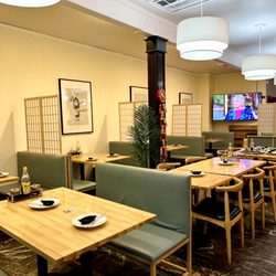 Little Ting's Dumplings - Inside