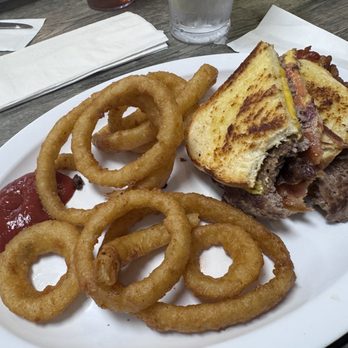 Breakfast Club - Fresco melt with onion rings - American Near Me - Ocoee, Florida