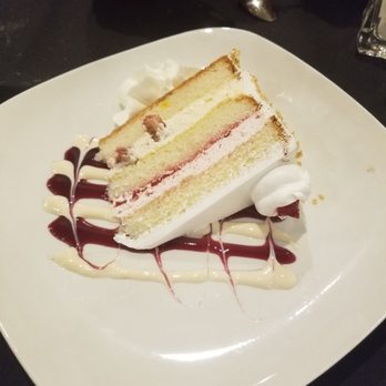 Aroma bistro - Strawberry Vanilla Cake - New American Near Me - Smithville, Missouri Aroma bistro - Strawberry Vanilla Cake - New American Near Me - Smithville, Missouri