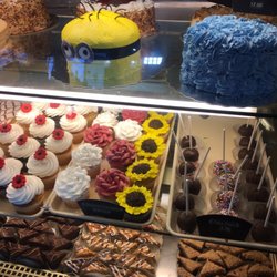 Lakeside Bakery Deli Cafe