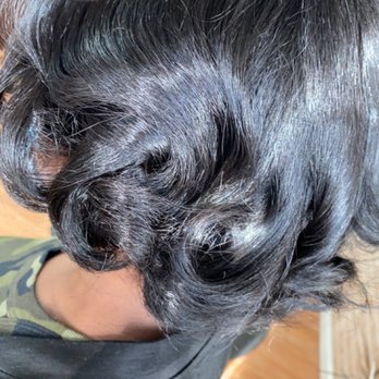 Jess Stylin - Full bouncy curls... only happens with a fresh trim/cut... let those dry/brittle ends GO! - Hair Stylists Near Me - Hayward , California Jess Stylin - Full bouncy curls... only happens with a fresh trim/cut... let those dry/brittle ends GO! - Hair Stylists Near Me - Hayward , California