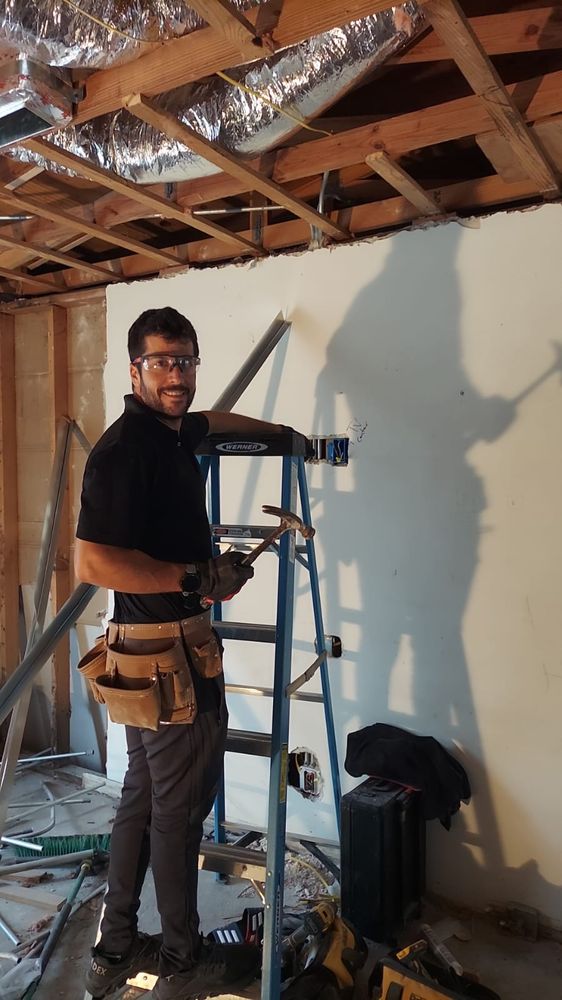 Kitchen lighting work