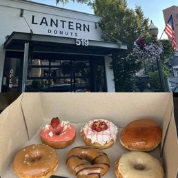 Amazing donuts! Amazing donuts!