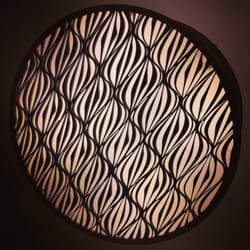 The Porterhouse Grill - Amazing light design above your table!