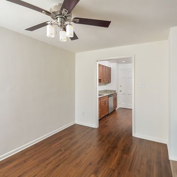 Fair Oaks Apartments - Dining Room - Apartments Near Me - Horsham, Pennsylvania