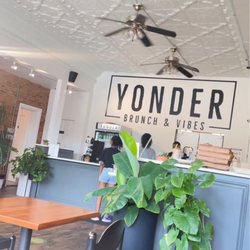 Yonder Brunch & Vibes - Dining area
