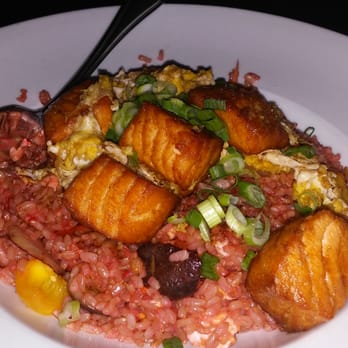 Thai Talay - Ginger shiitake salmon fried rice - Thai Near Me - Westchester, California Thai Talay - Ginger shiitake salmon fried rice - Thai Near Me - Westchester, California