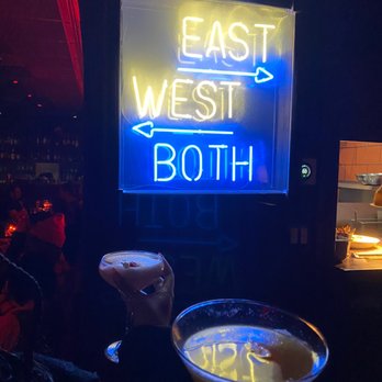 MONEYGUN - good drinks before terrible service - Bars Near Me - Chicago, Illinois