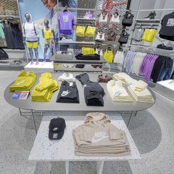 Nike - Shoe Stores Near Me - Dallas, Texas Nike - Shoe Stores Near Me - Dallas, Texas