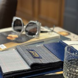 HENRICKS Custom Suits - The setup