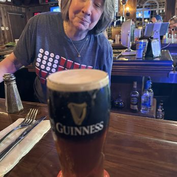 Peppercorns Restaurant and Bar - American Near Me - Park Ridge, New Jersey