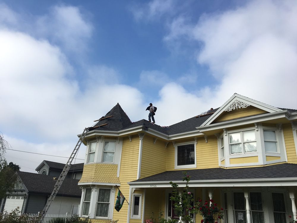 Slide of Daniel Tall Roofing