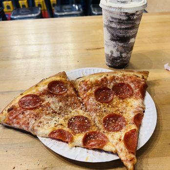 Pizza Pete’s - Pizza Near Me - Newport Beach, California