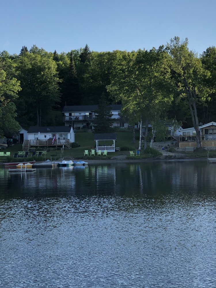 COZY COMMANDA LAKE COTTAGES Updated September 2024 19 Photos 619 Limberlost Point Road