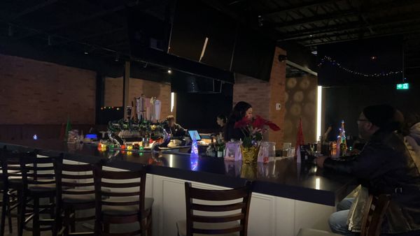 Carbon Bar and Grill by null