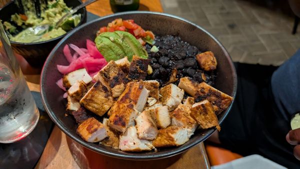 Tulio's Tacos & Tequila Bar by null