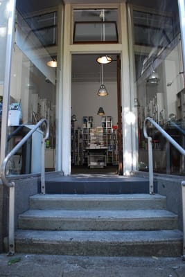 Peter Miller Architecture And Design Books by null