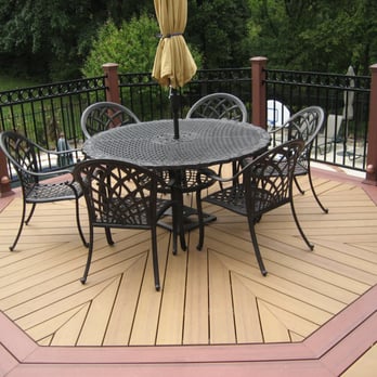 Hercules Design Build - Multi-level deck with custom decking pattern. - General Contractors Near Me - Webster Groves, Missouri Hercules Design Build - Multi-level deck with custom decking pattern. - General Contractors Near Me - Webster Groves, Missouri