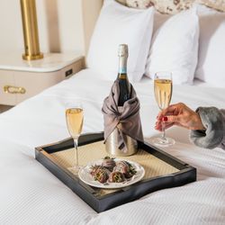 Royal Park Hotel - Romance Package