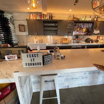 Feast it Forward - Wine Bars Near Me - Napa, California Feast it Forward - Wine Bars Near Me - Napa, California
